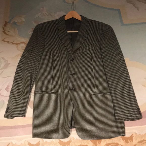 Armani Collezioni Other - Armani collezioni blazer 42r
